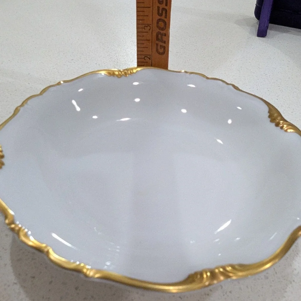 Edelstein Bavaria Maria Theresia Canterbury Bowl‎ White Gold Trim 7.5